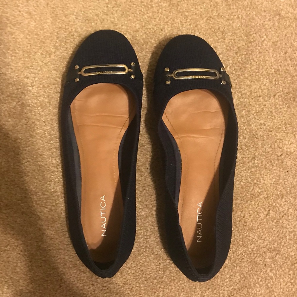 Nautica navy blue flats ✨